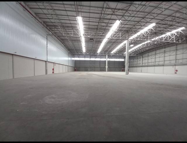 4,152M² FACTORY TO LET IN SACKS CIRCLE INDUSTRIAL